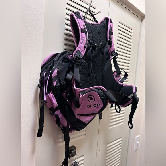 EUC~ Orion Packs Women\'s Archer Back Country Ski Pack, Black/Powder Purple, S/M main image 7